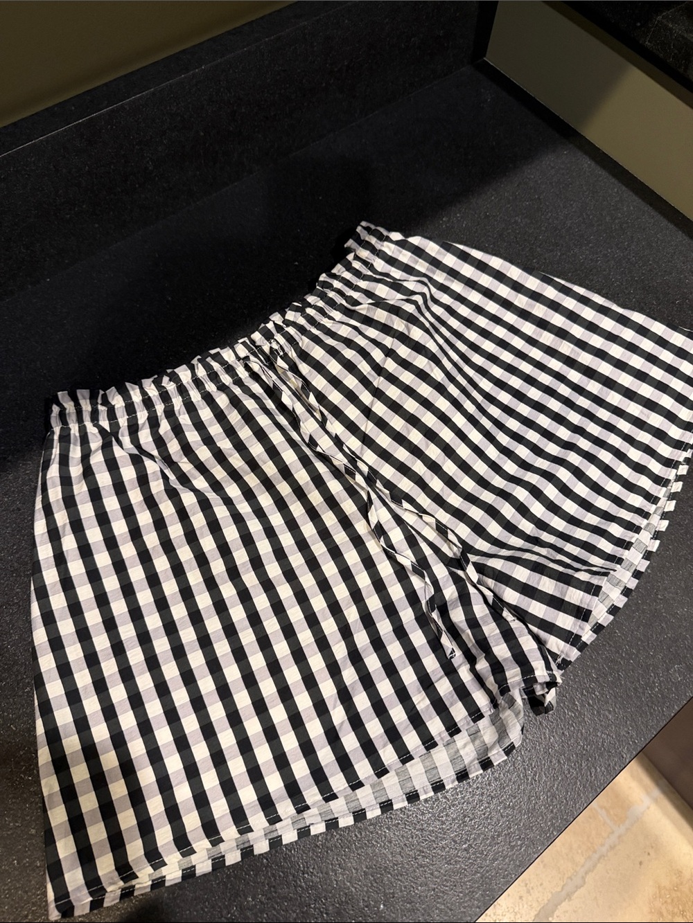 H&M Black & White Gingham Elastic-Waist Women’s Shorts NWT